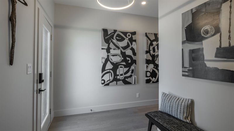 Foyer - DUO Flex unit 102 shown