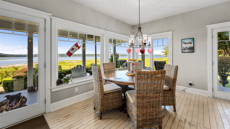 Dining Room - Doors to Deck