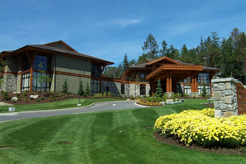Walk to the Wellness Club Rec Center