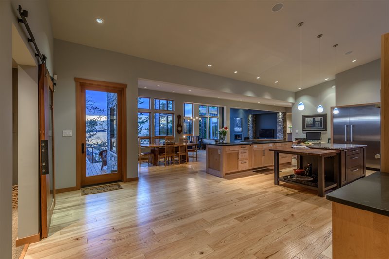 Kitchen - Door to Deck