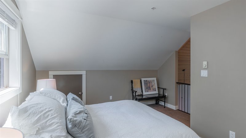 Upper Loft Bedroom Suite
