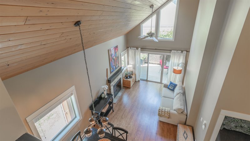 Upper Loft Bedroom Suite
