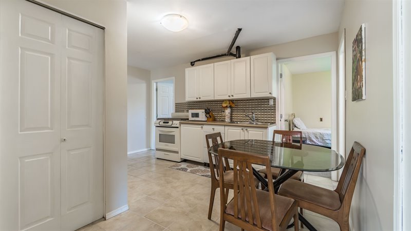 Kitchenette
