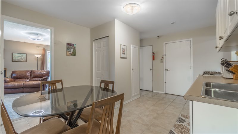 Kitchenette