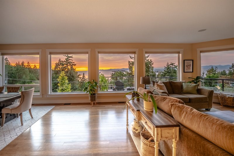 Living | Dining Room - Twilight