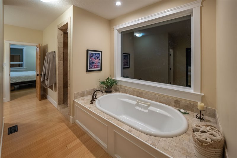 Ensuite - Twilight