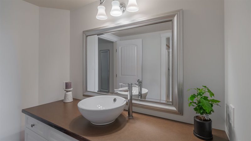 Lower Bath