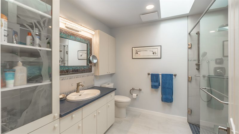 Ensuite