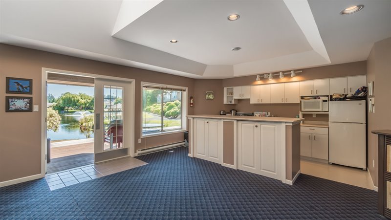 'Pebble Beach' Complex - Clubhouse