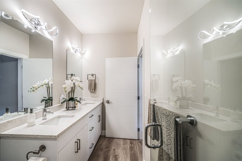 Ensuite