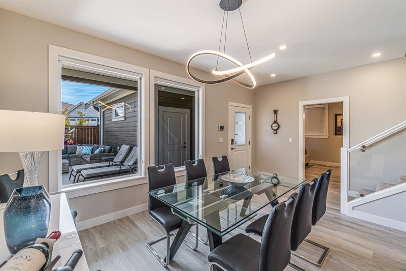 Dining Room - Door to Back Patio