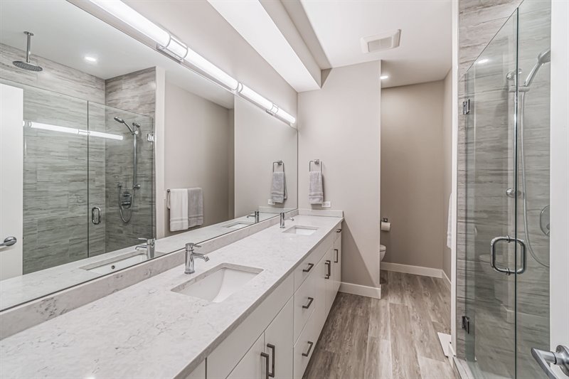 Ensuite