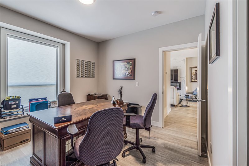 Bedroom | Office | Den