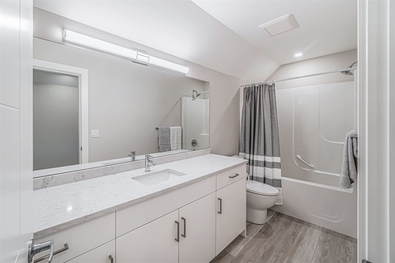 Upper Bath