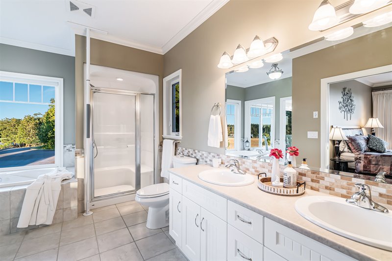 Ensuite