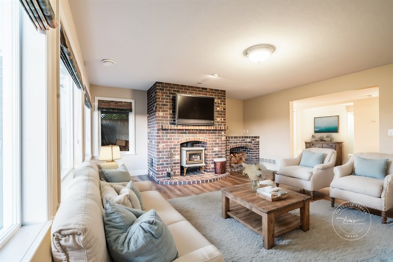 Lower Level - Family Room (Virtual Staging)