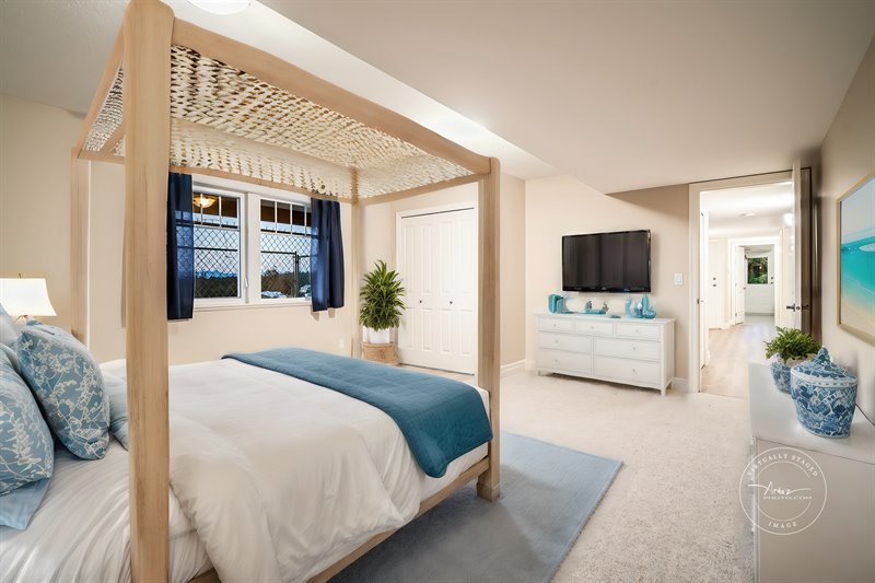 Lower Level - Bedroom 2 (Virtual Staging)