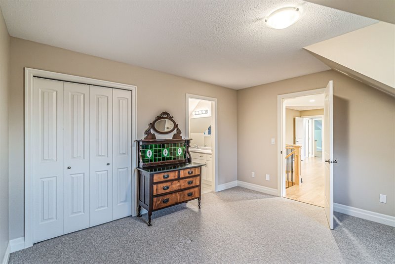 Upper Level - Bedroom 3