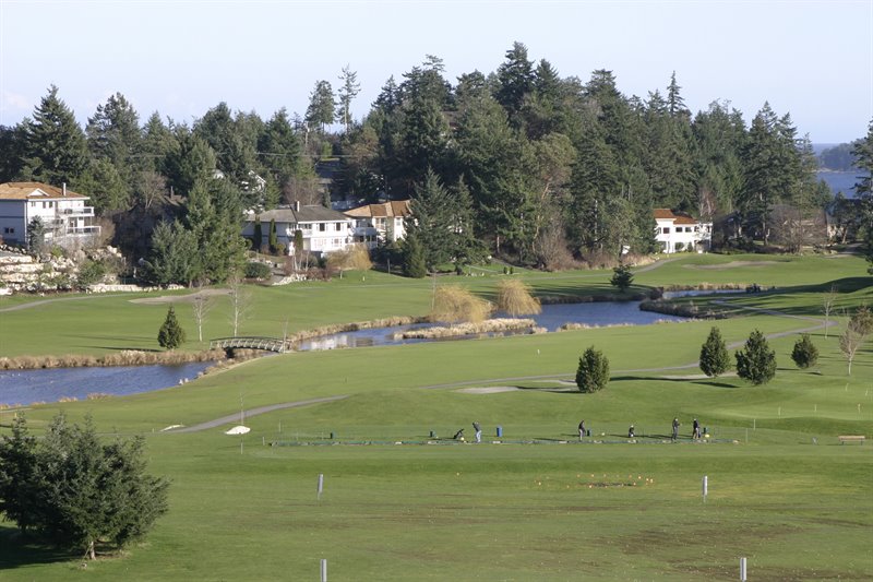 Close to Fairwinds Golf Course