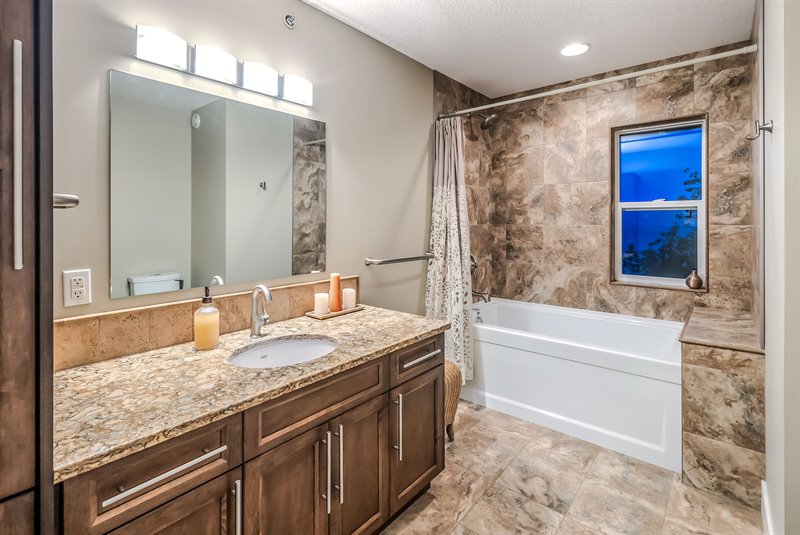 Upper Bath