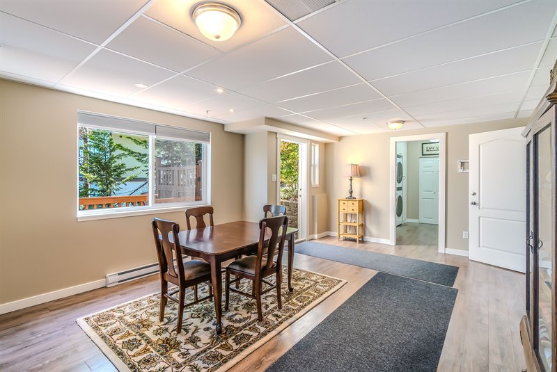 Guest Suite - Dining Area