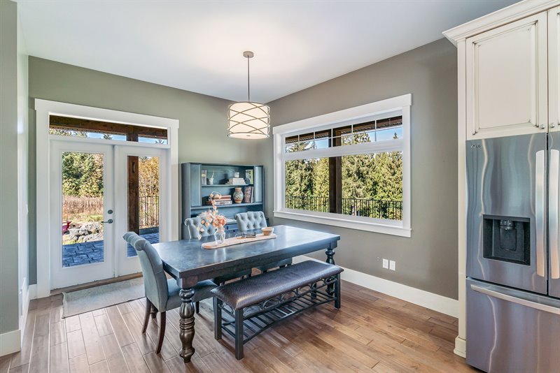 Dining Room - Door to Deck
