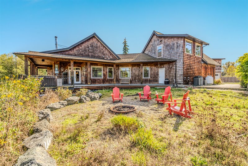 Exterior Back - Firepit Area