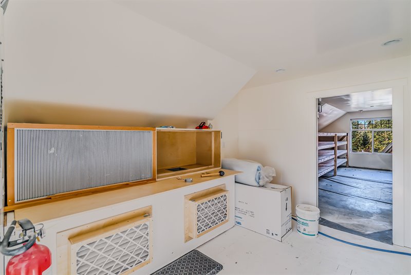 Detached Workshop - Upper Level Flex Space