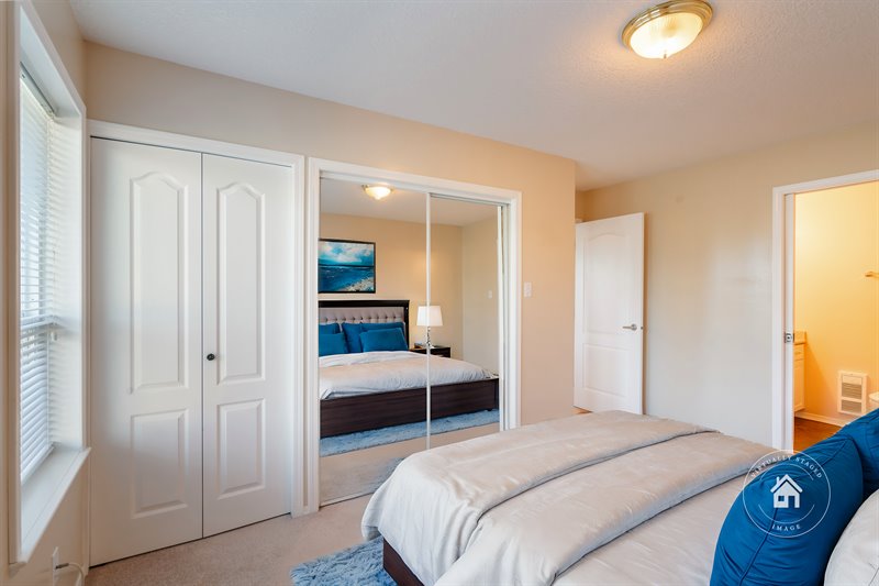 Bedroom (Virtual Staging)