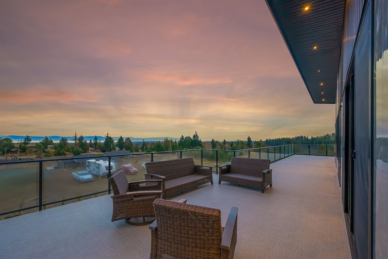 Deck (Twilight)