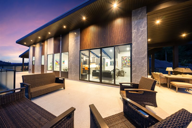 Deck (Dusk)