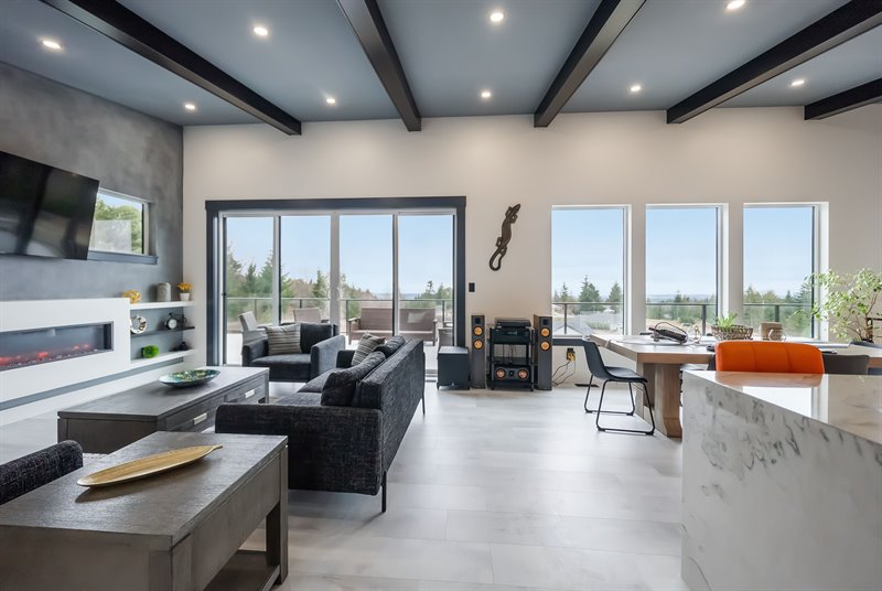 Open Concept Great Room