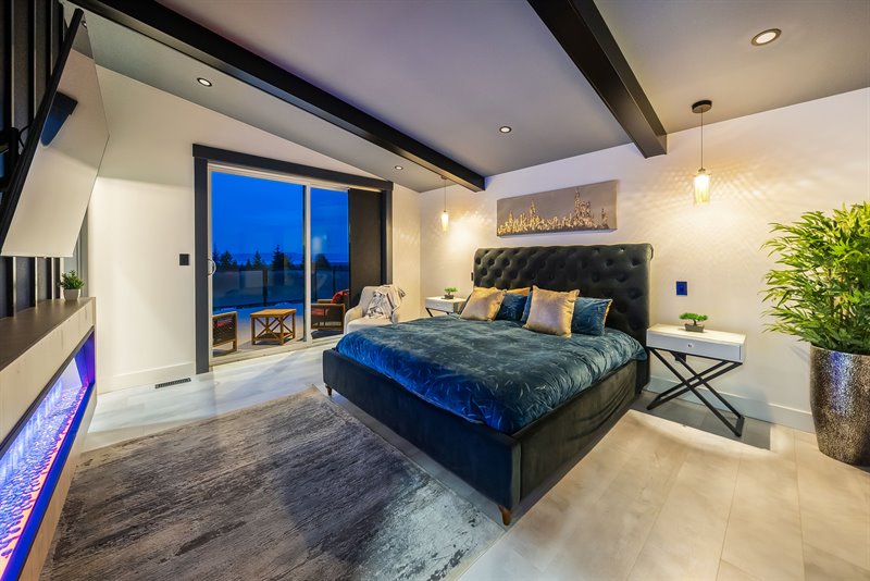 Primary Bedroom Suite  (Twilight)