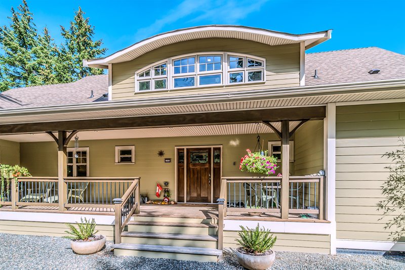 Front Porch | Entry