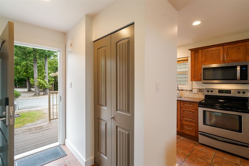 Entry | Kitchen
