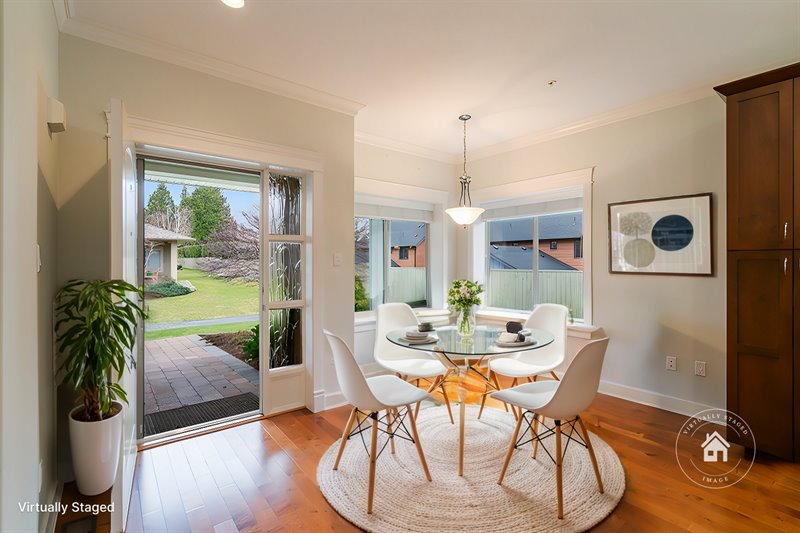 Entry & Nook (Virtual Staging)