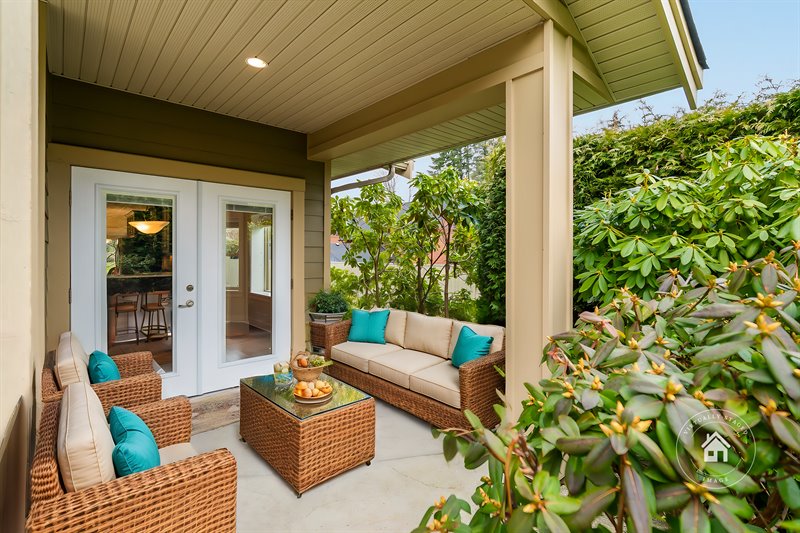 Patio (Virtual Staging)