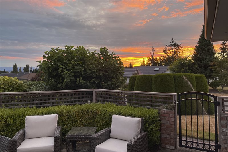Front Deck - Ever-Changing Views