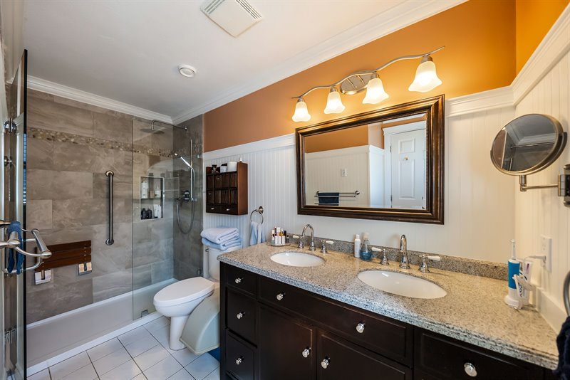 Ensuite