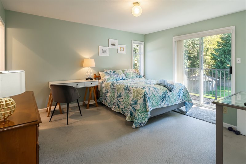 Primary Bedroom Suite - Door to Deck