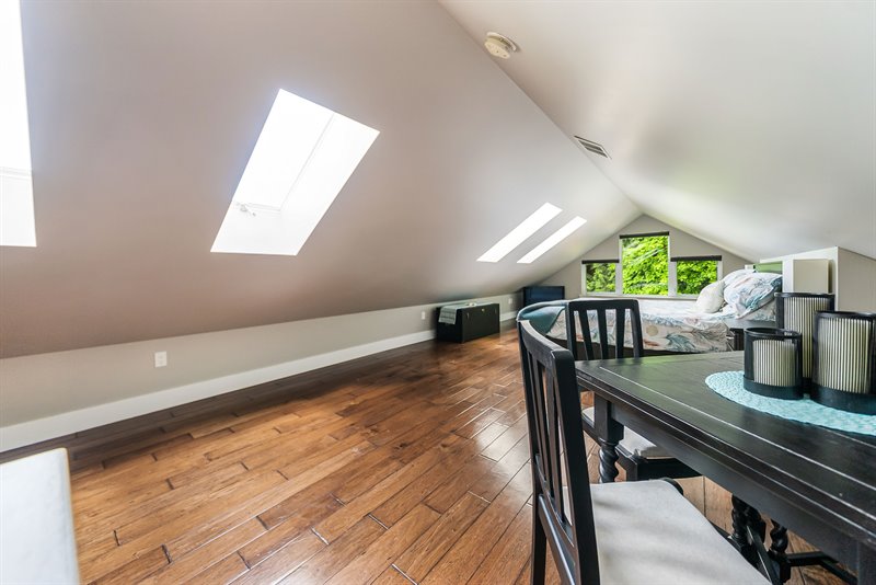Upper Bedroom Suite