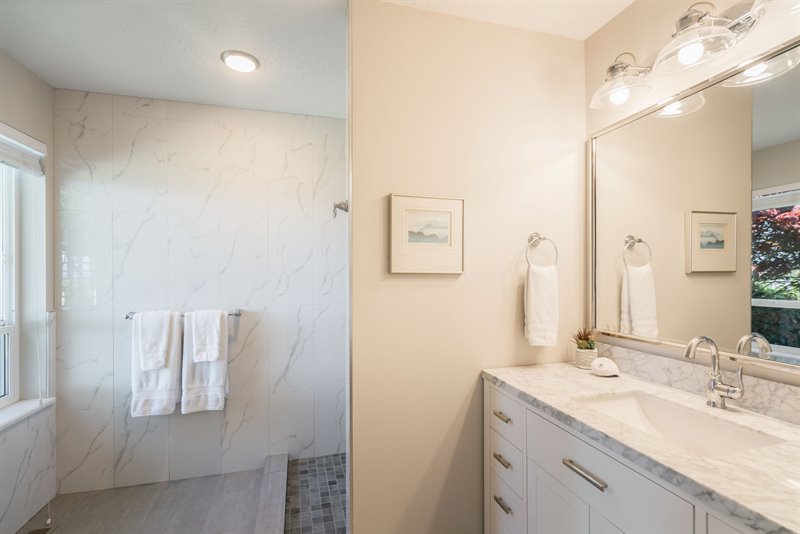 Ensuite