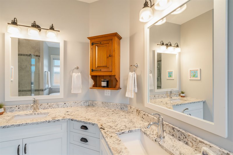 Ensuite