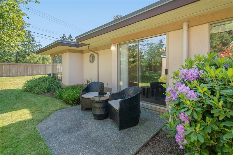 Side Patio