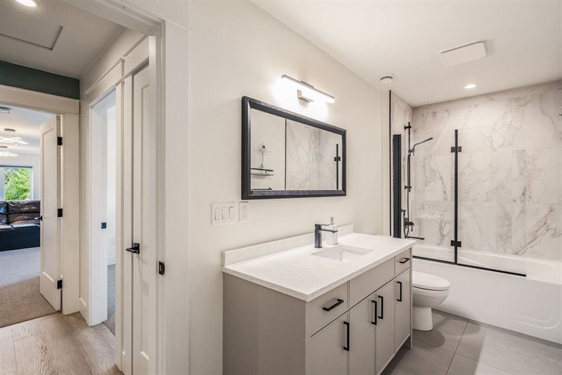 Upper Bath