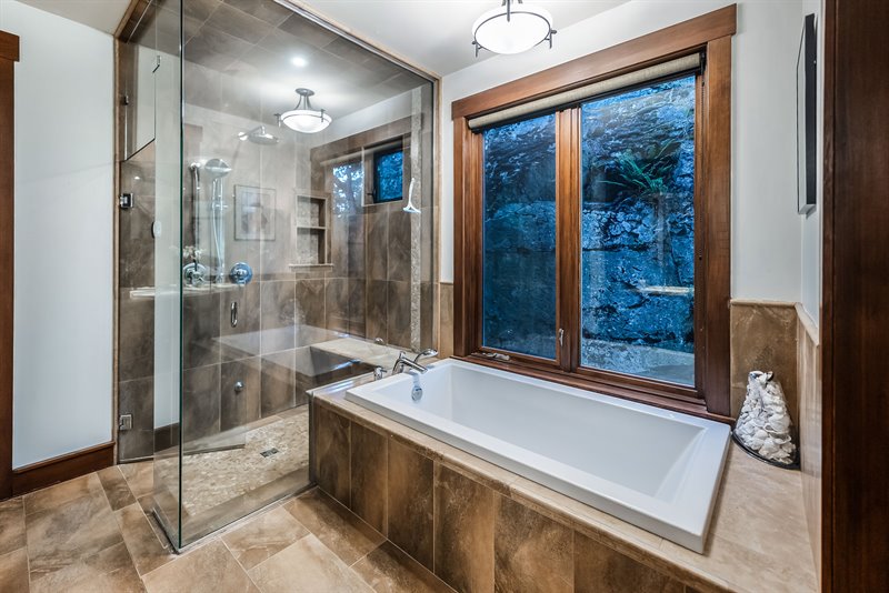Ensuite