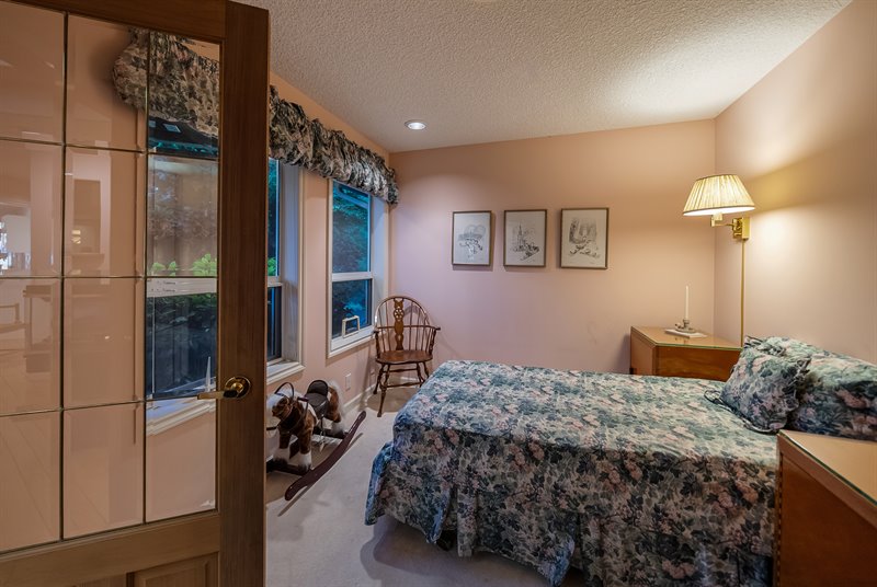 Den | Office | Bedroom