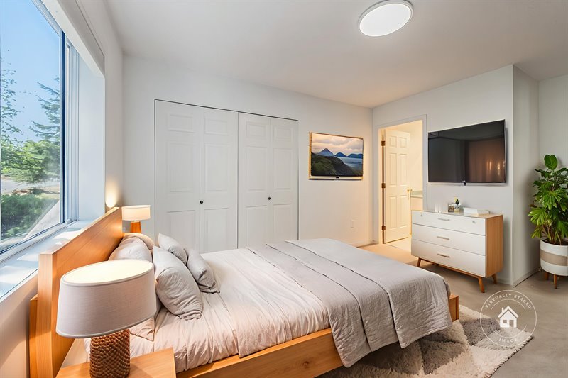 Primary Bedroom Suite (Virtual Staging)