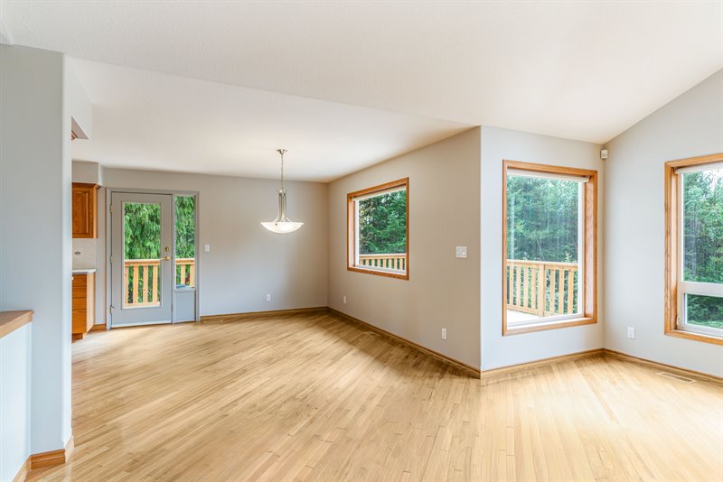 Dining Room - Door to Deck