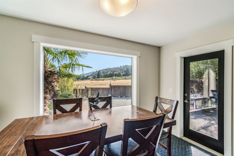 Dining Room - Door to Patio